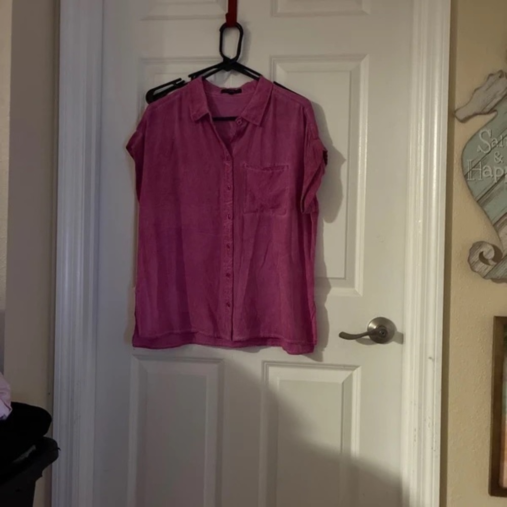 Velvet Heart Short-Sleeve Button-Down Shirt - Fuchsia Pink